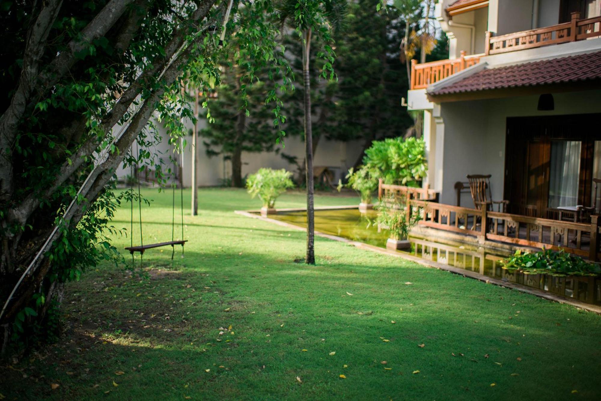 Palm Garden Beach Resort & Spa Hoi An Exteriör bild A garden in Thailand
